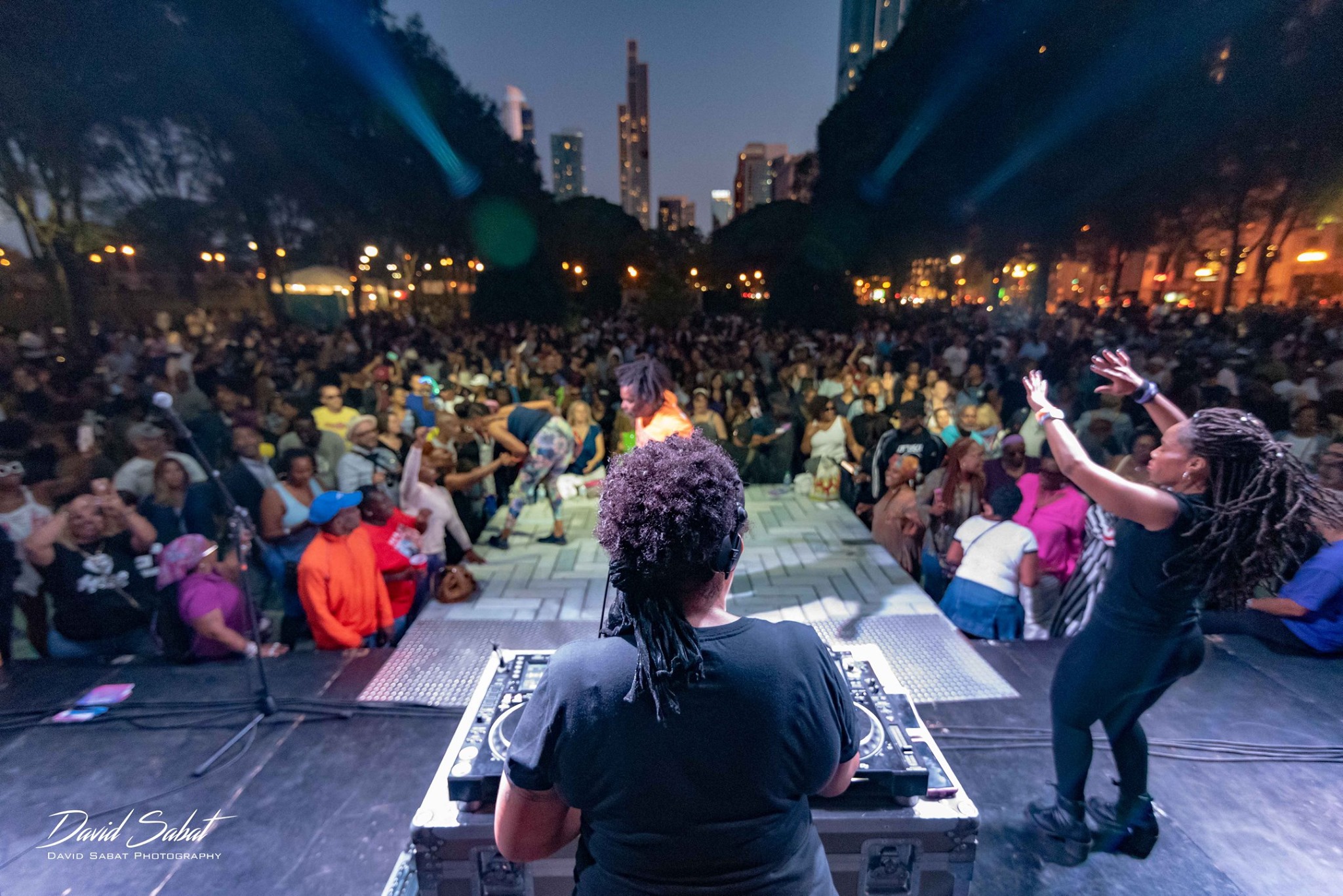 Terry Hunter to perform at Housegiving as part of Sequence Chicago at Navy Pier.